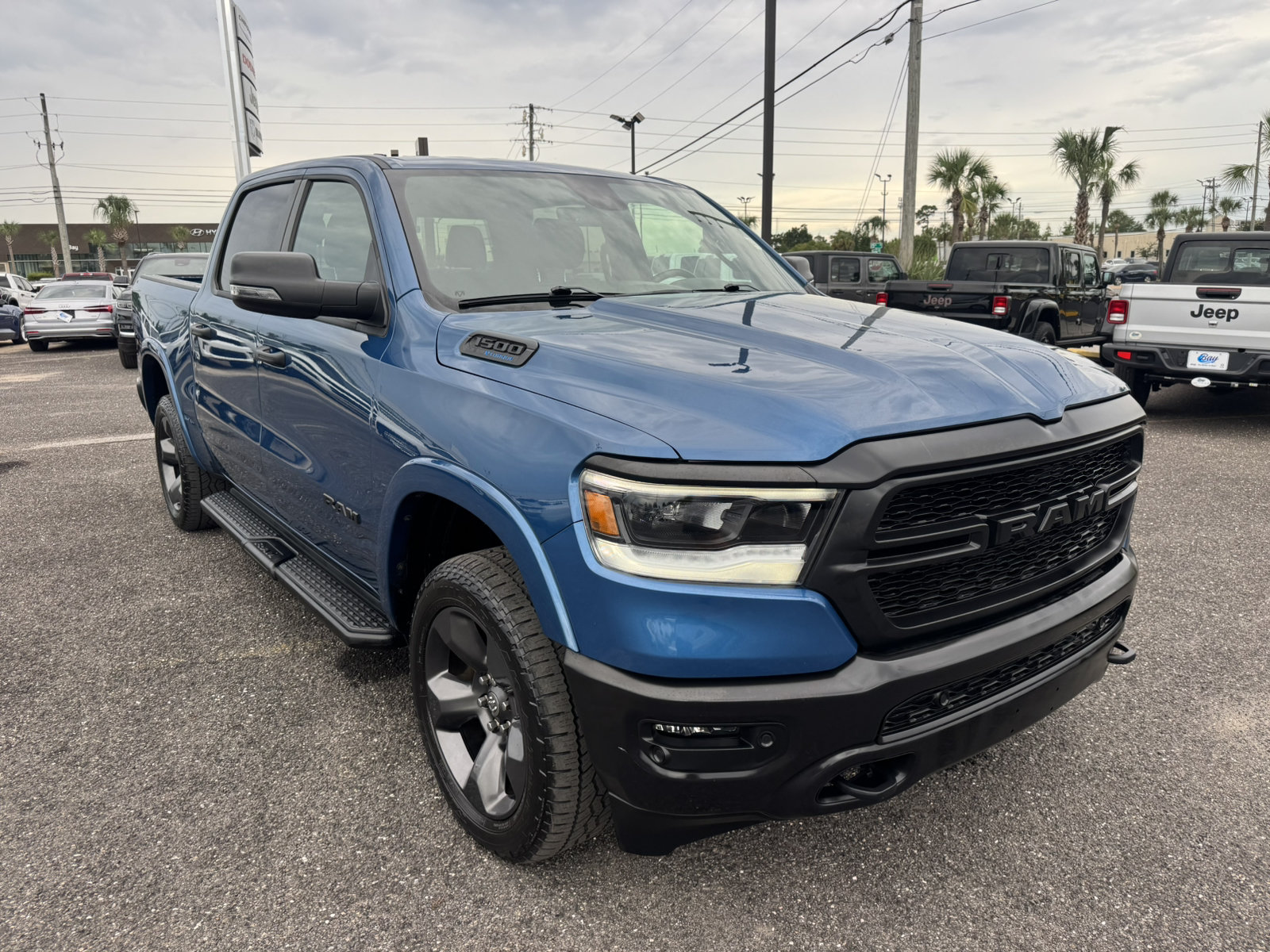 Used 2024 RAM 1500 Big Horn AWD/4WD image 4