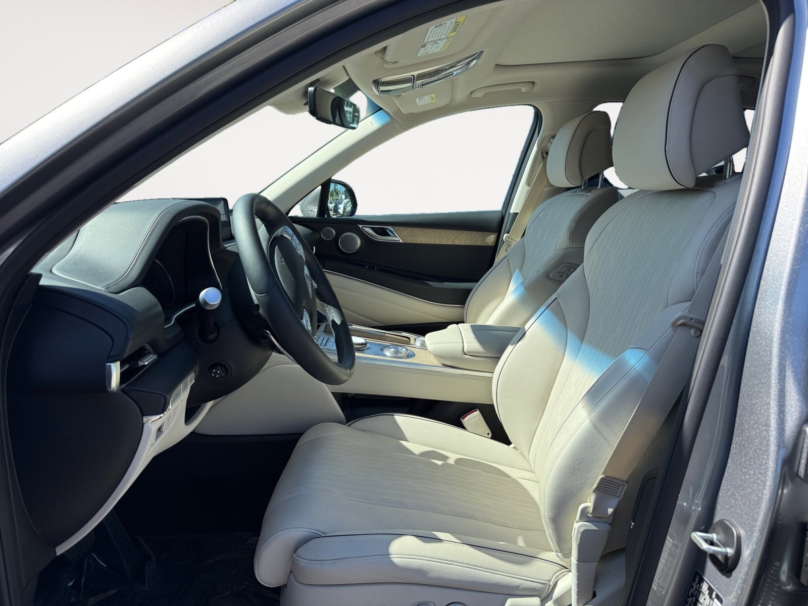 Used 2024 Genesis GV80 3.5T w/ Advanced Package image 10