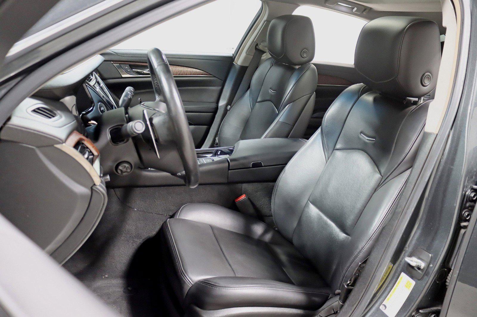 Used 2017 Cadillac CTS Luxury image 23