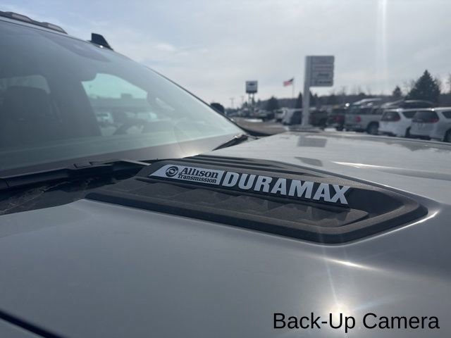 Used 2025 Chevrolet Silverado 2500 ZR2 w/ Technology Package image 11