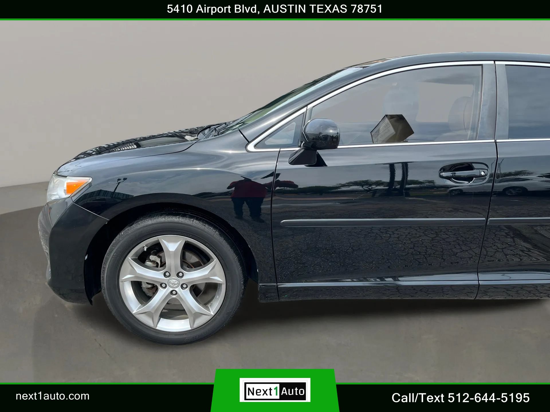 Used 2010 Toyota Venza FWD image 11