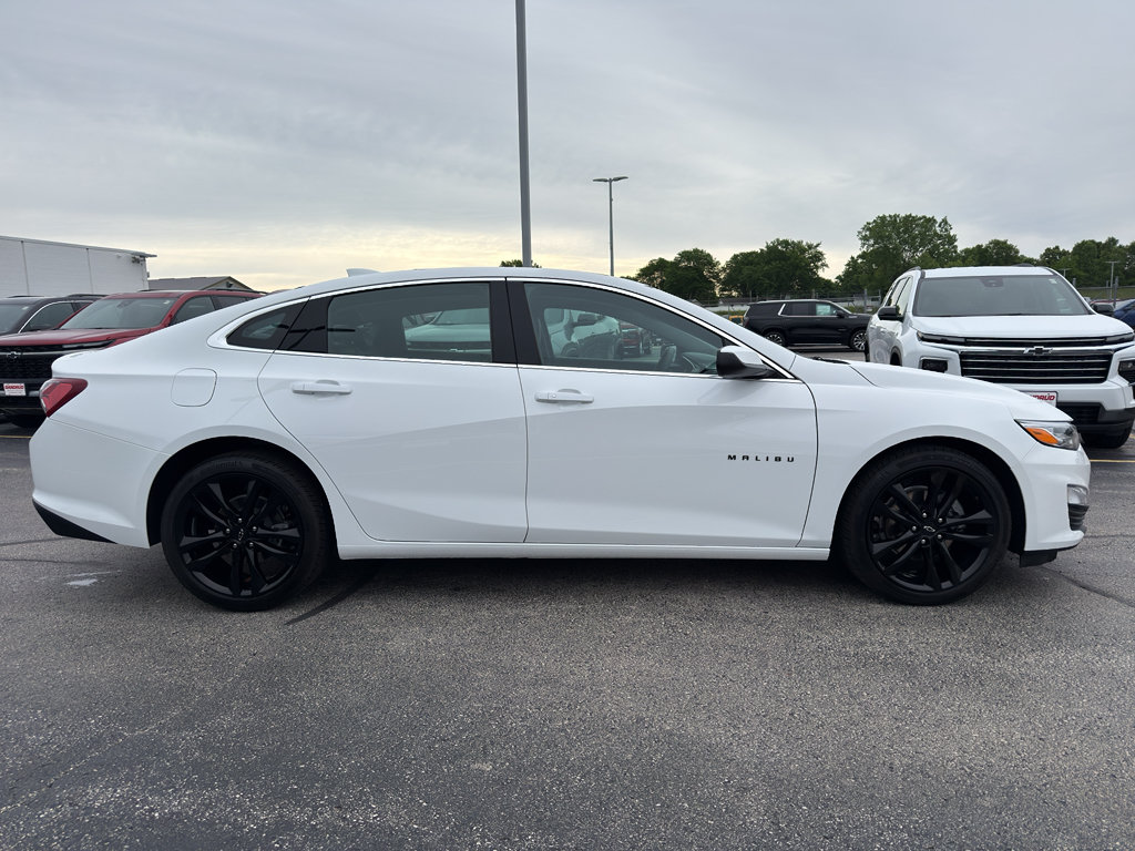 Used 2023 Chevrolet Malibu LT w/ Sport Edition FWD image 4