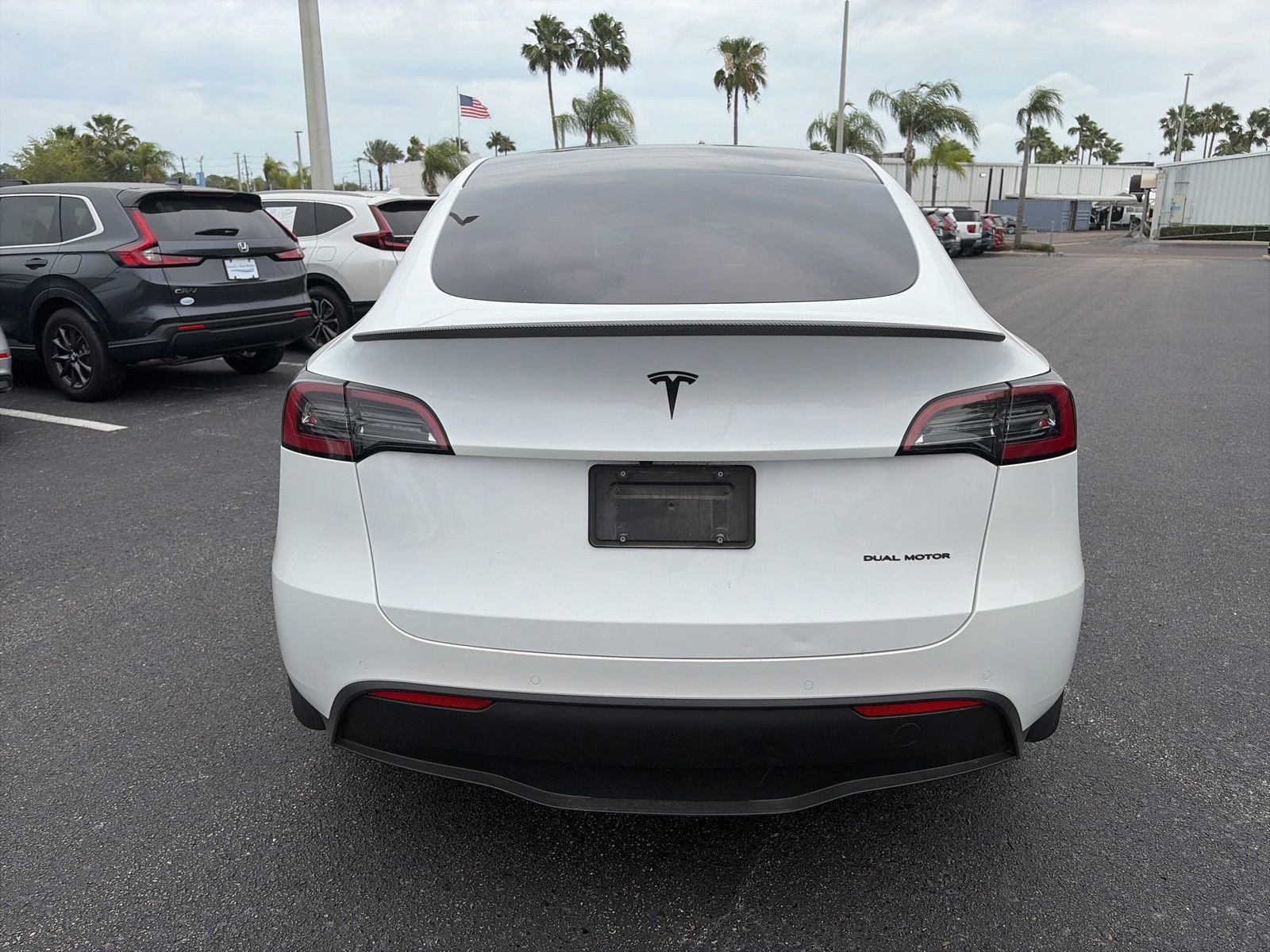 Used 2022 Tesla Model Y Long Range AWD/4WD image 6