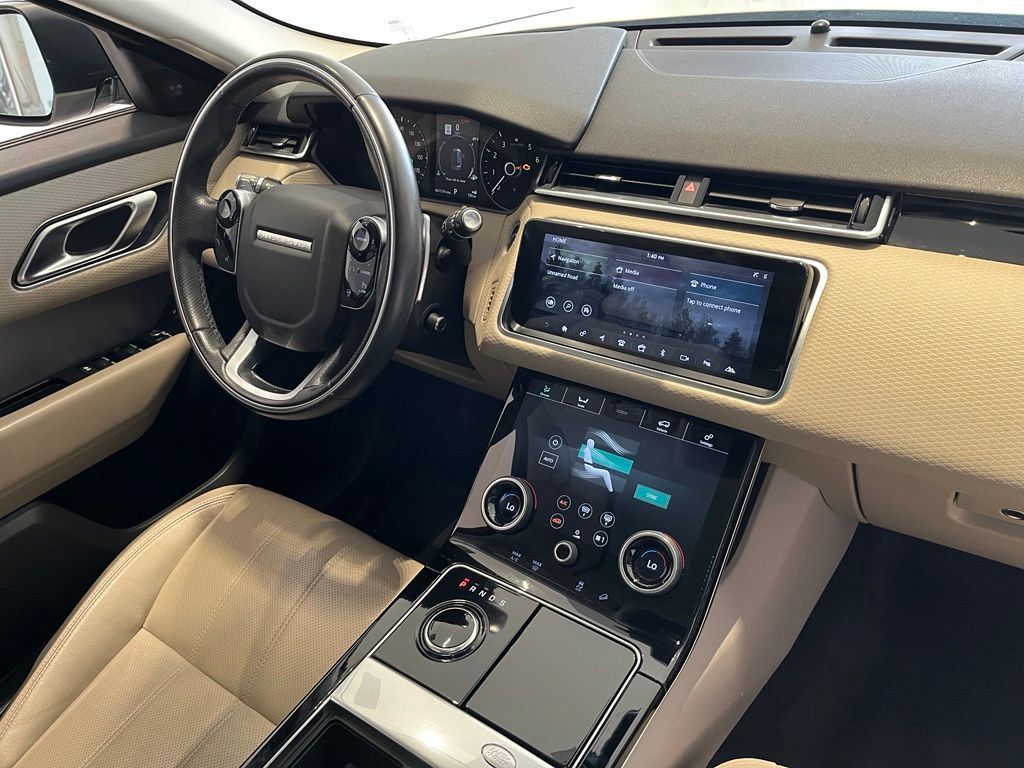 Certified 2020 Land Rover Range Rover Velar R-Dynamic S AWD/4WD image 28