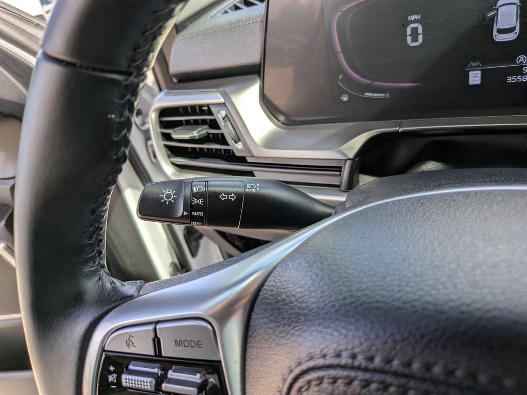 Certified 2024 Kia Telluride S FWD image 32