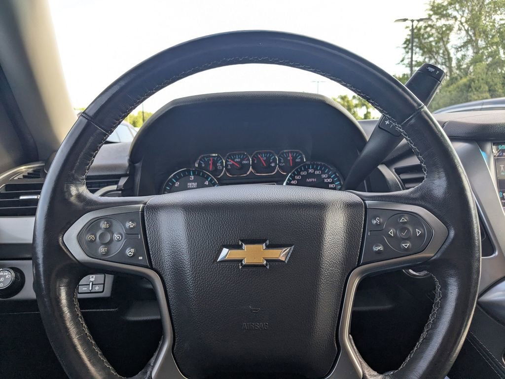 Used 2019 Chevrolet Suburban Premier image 23