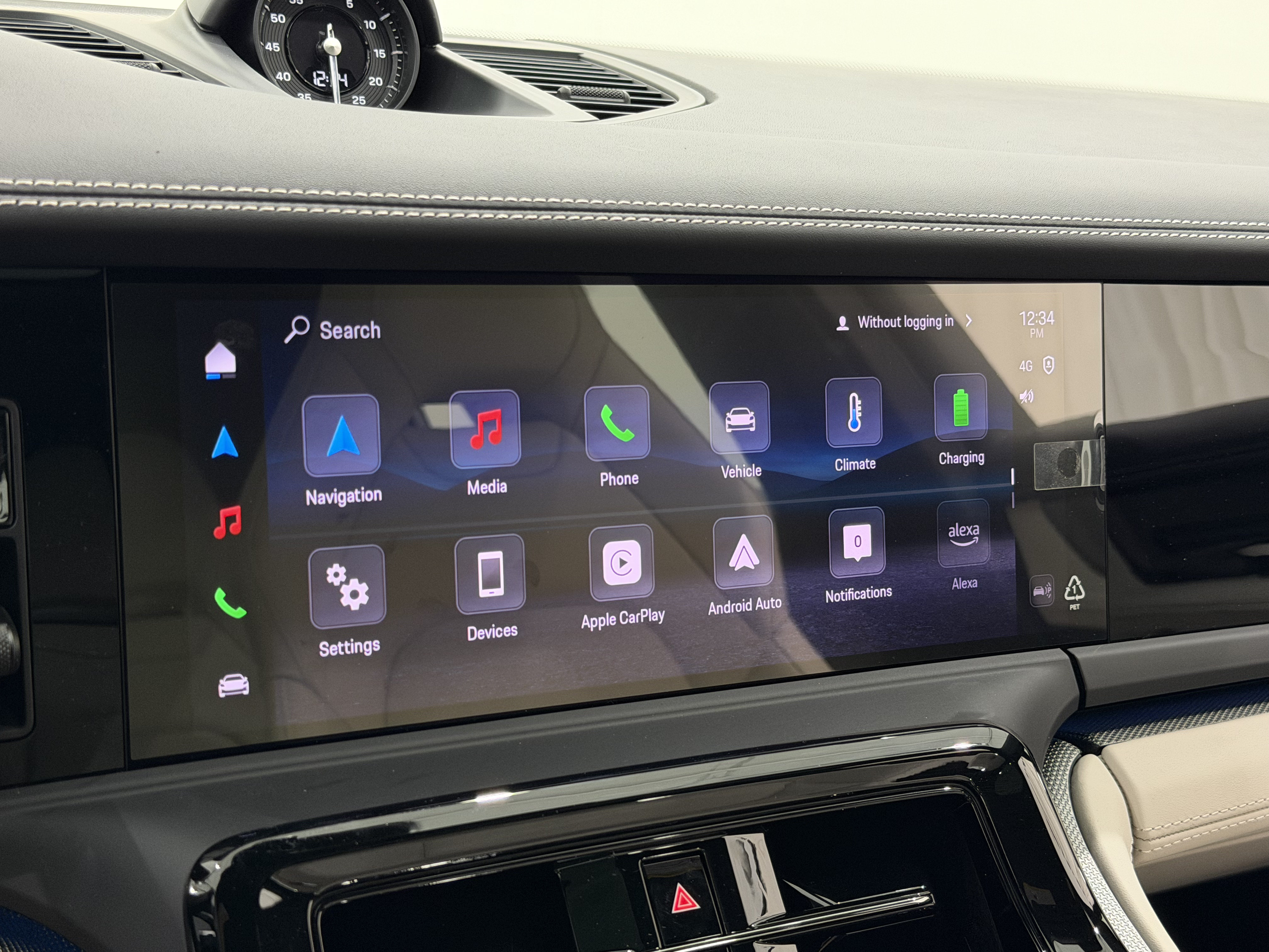 New 2026 Porsche Panamera 4 AWD/4WD image 39