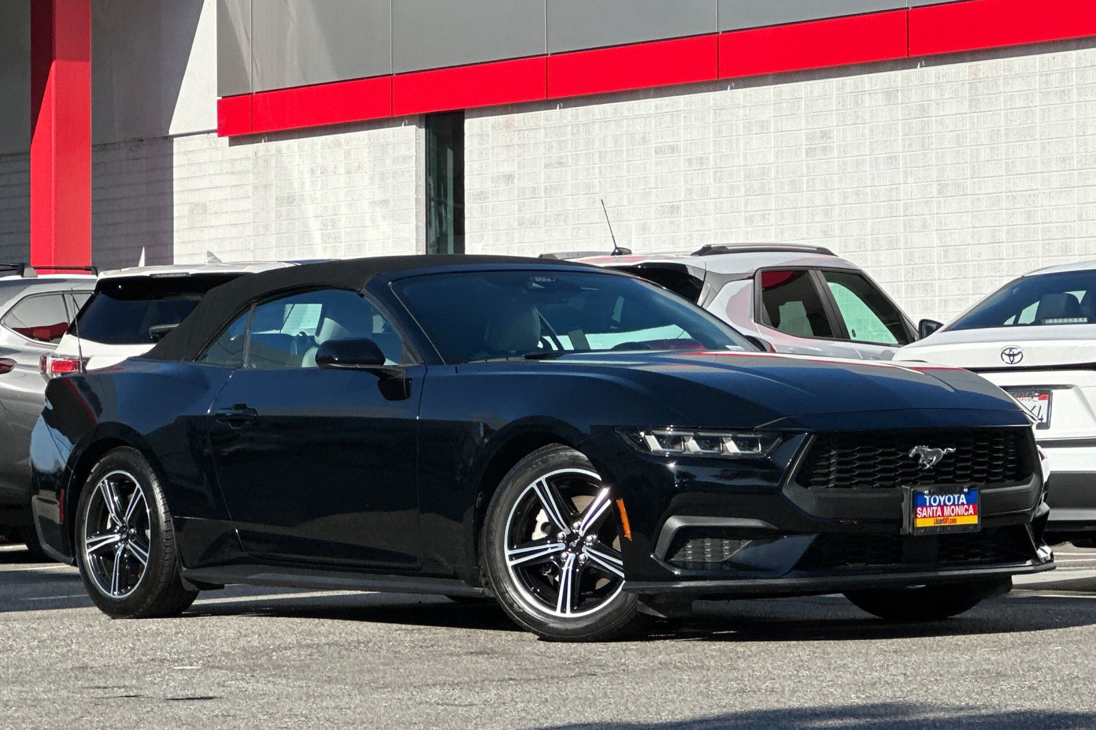 Used 2024 Ford Mustang Premium RWD image 10
