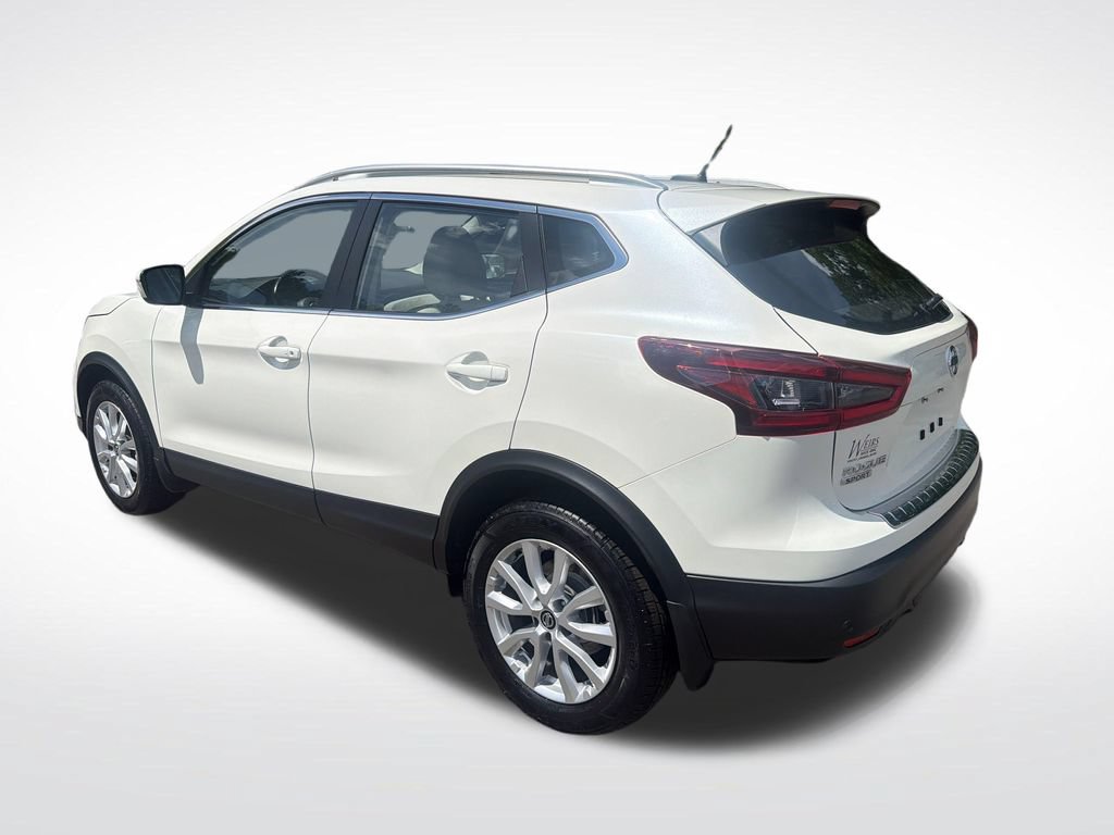 Used 2021 Nissan Rogue Sport SV AWD/4WD image 4