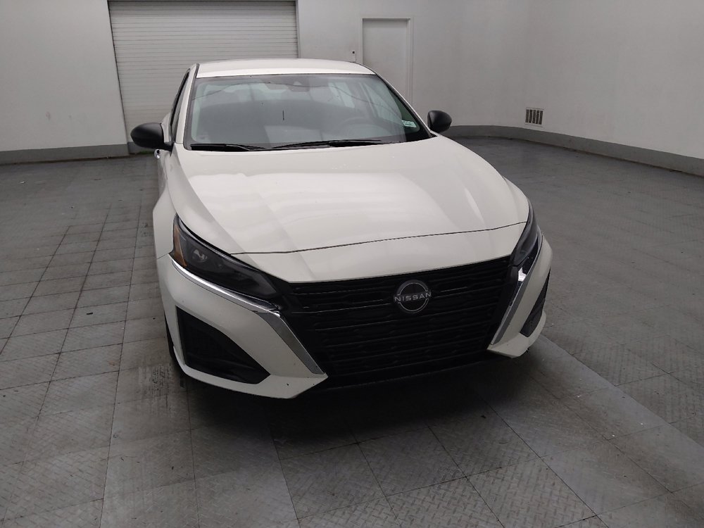 Used 2025 Nissan Altima 2.5 S FWD image 14