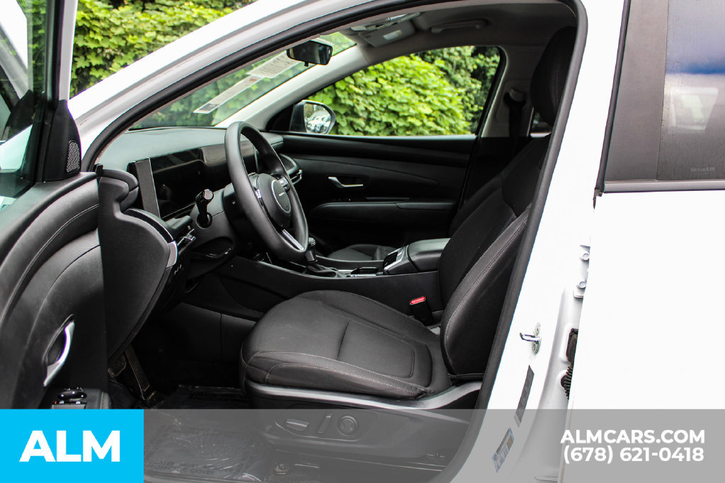 Used 2025 Hyundai Tucson SEL FWD image 16