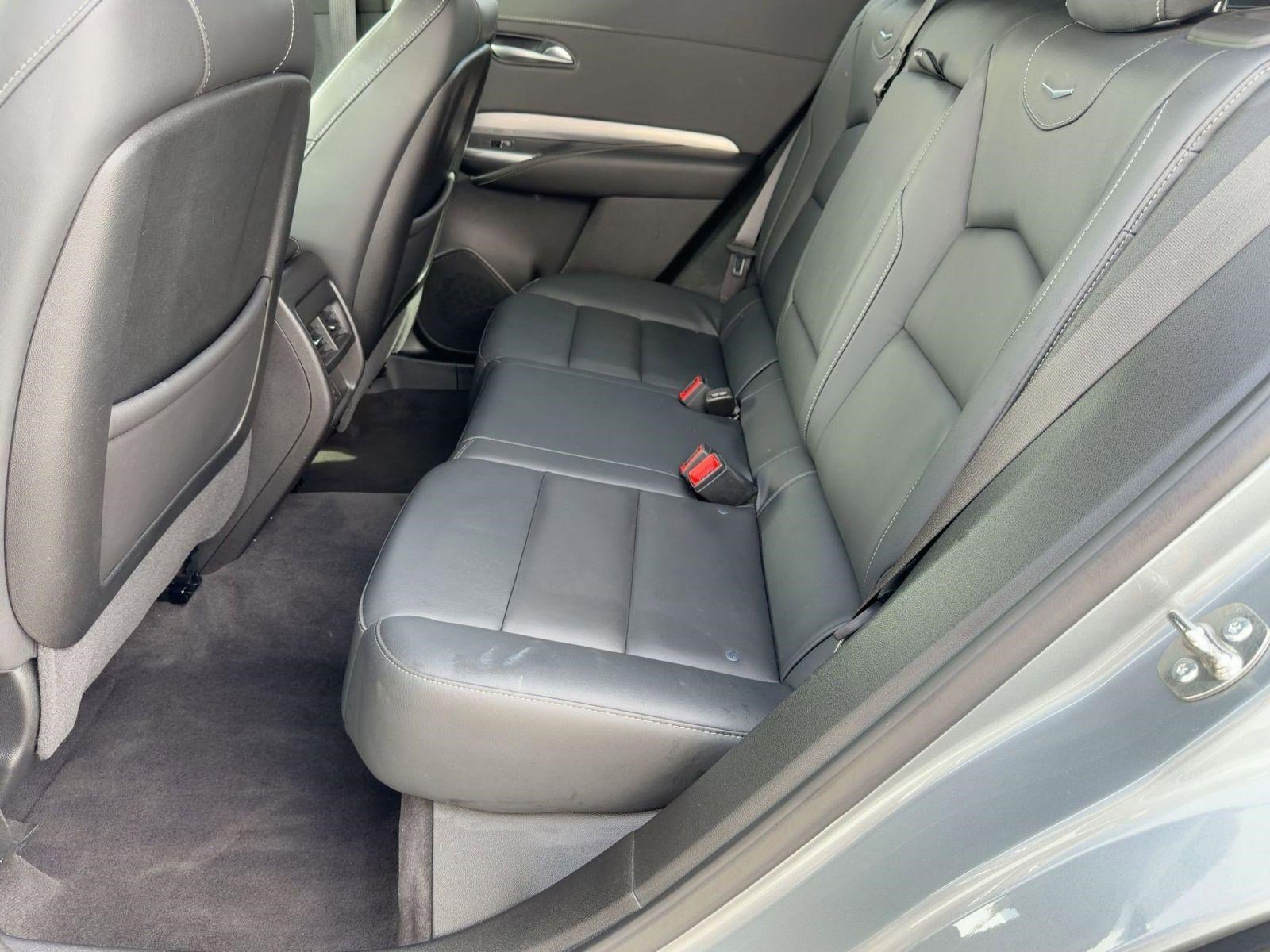 Certified 2025 Cadillac XT4 Premium Luxury image 12