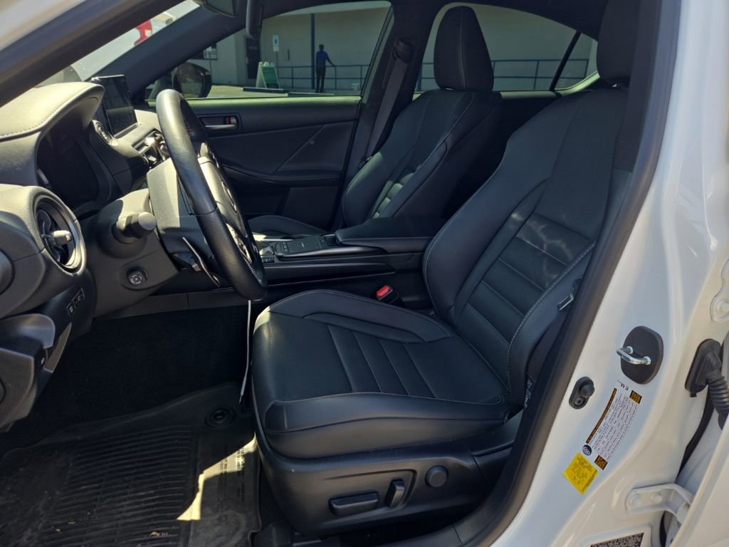 Used 2024 Lexus IS 500 RWD image 14