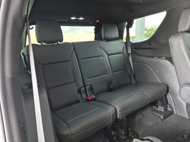 Used 2023 Chevrolet Tahoe Z71 w/ Luxury Package AWD/4WD image 26