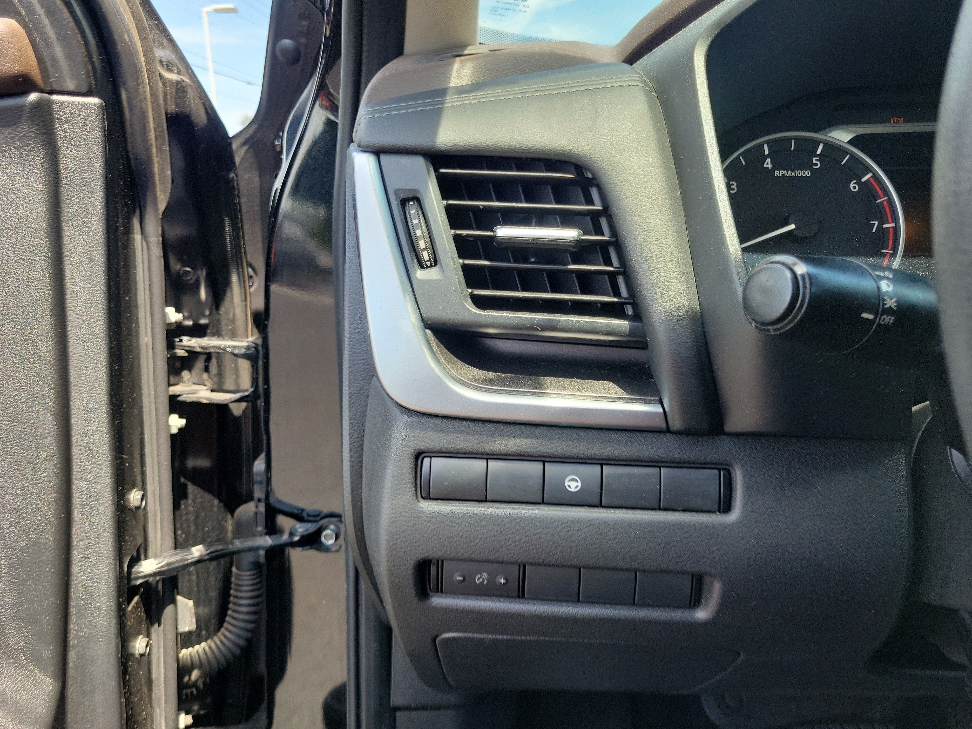 Certified 2023 Nissan Rogue SV AWD/4WD image 20