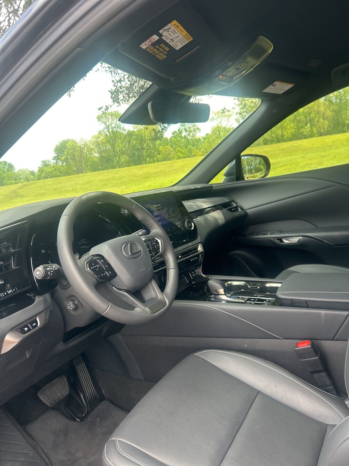Used 2025 Lexus RX 350 FWD w/ Technology Package image 10