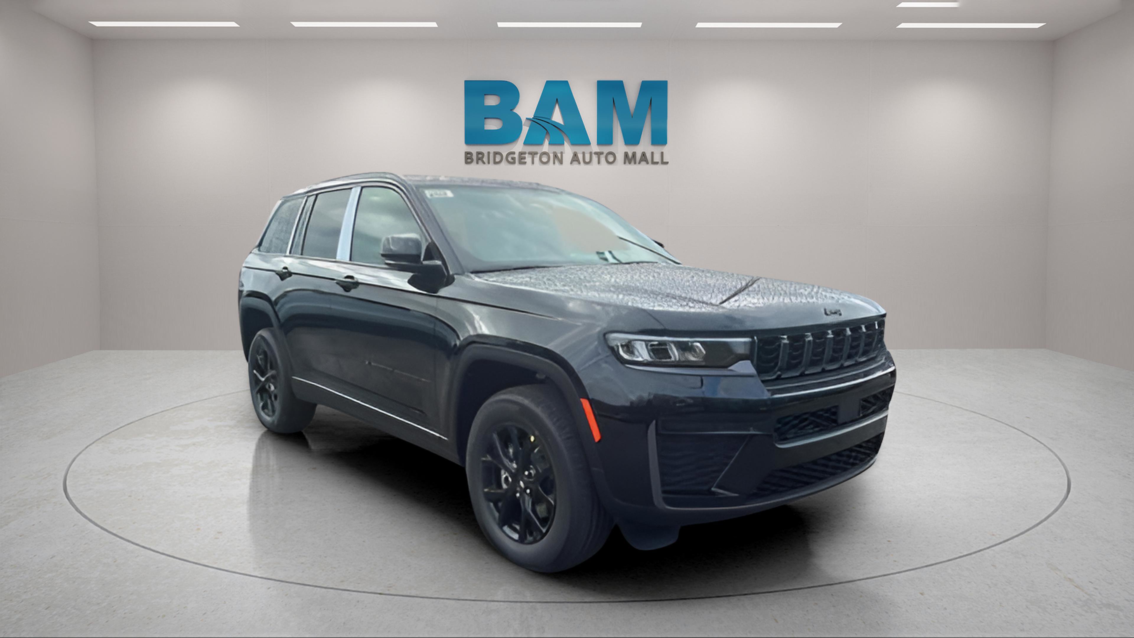 New 2026 Jeep Grand Cherokee Altitude