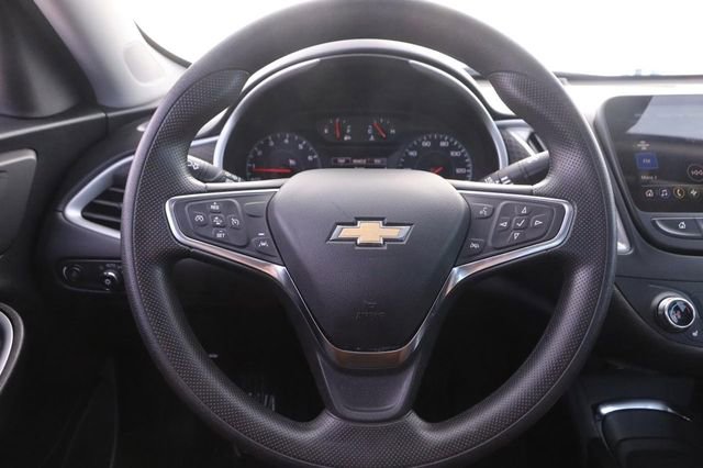 Used 2024 Chevrolet Malibu LT FWD image 11