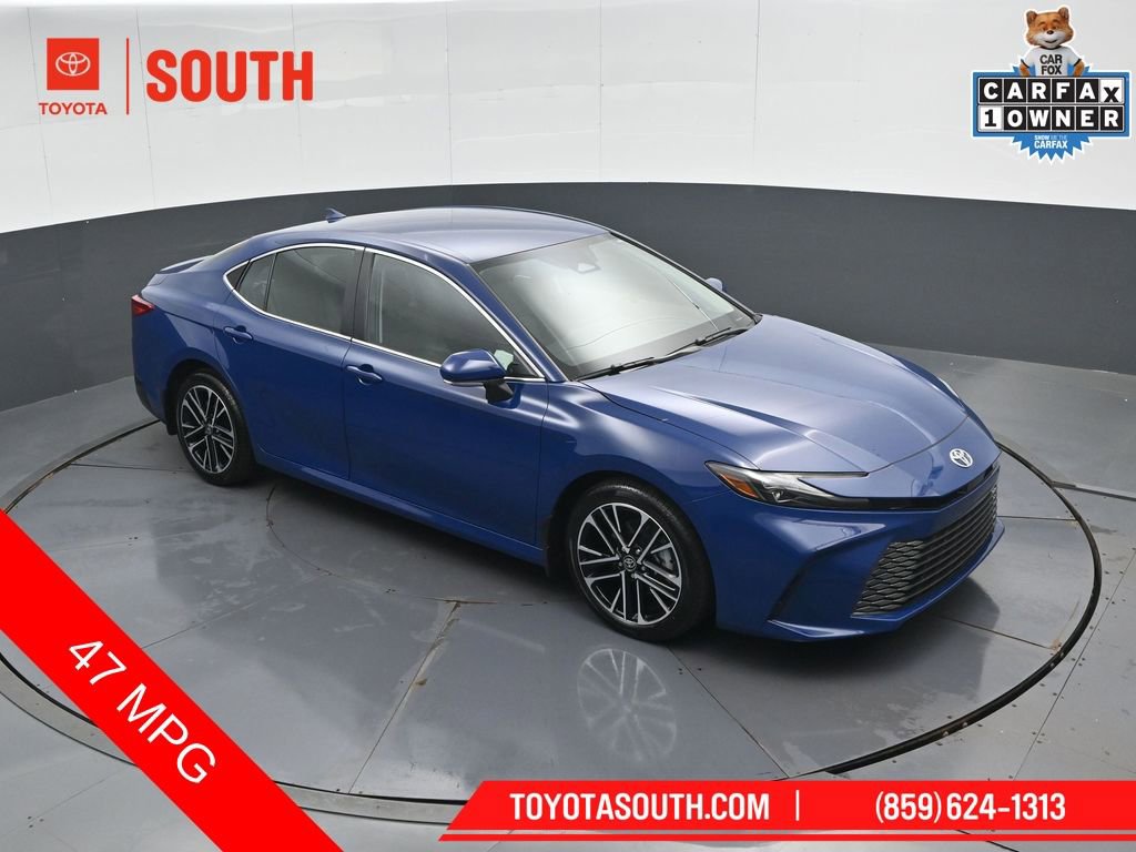 Used 2025 Toyota Camry XLE FWD image 47