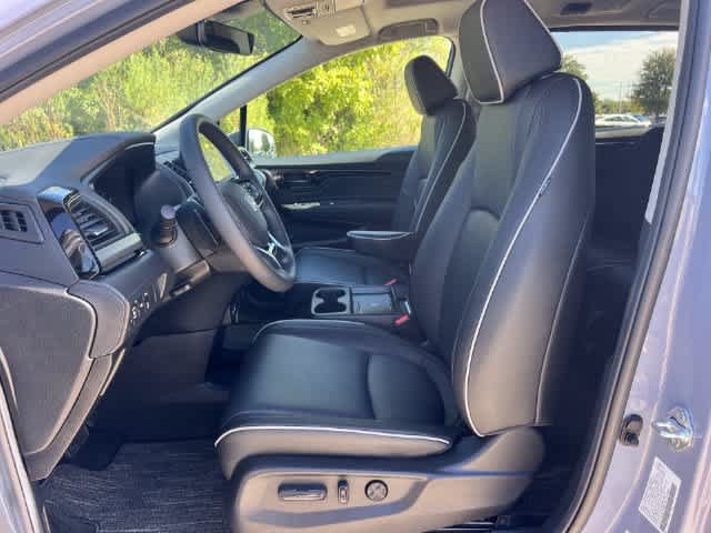 Certified 2026 Honda Odyssey Touring image 11