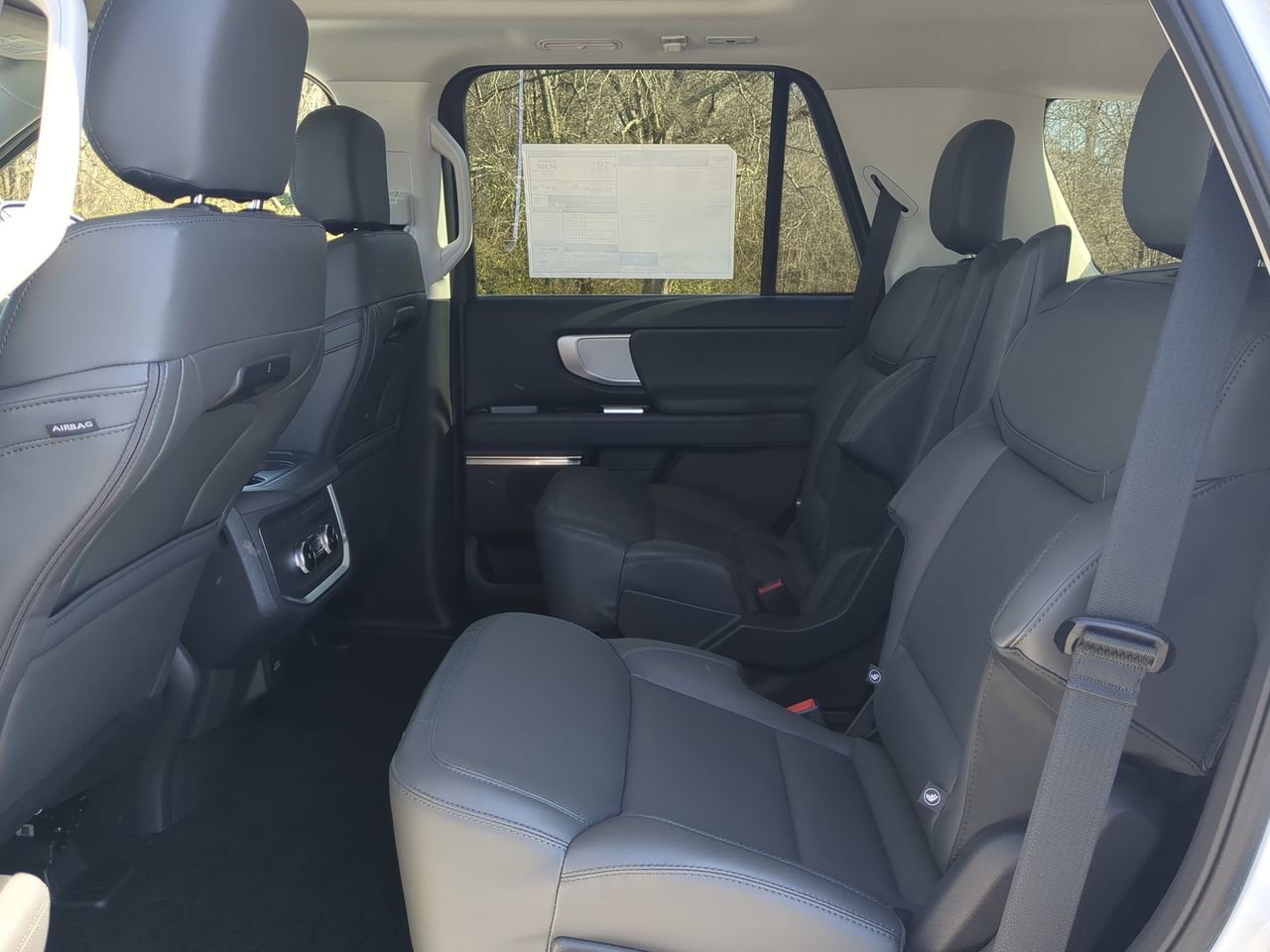 New 2026 Ford Expedition Active image 12