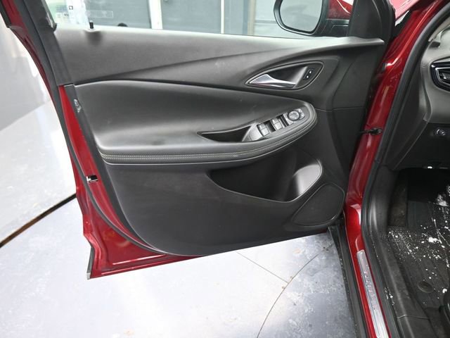 Used 2023 Buick Encore GX Preferred w/ Cold Weather Comfort Package image 17