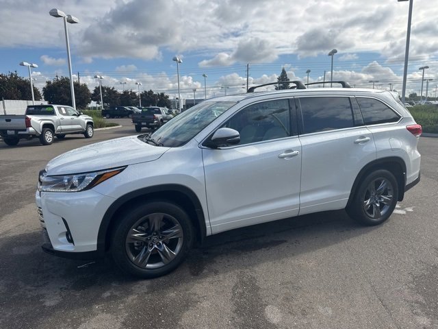 Used 2018 Toyota Highlander Limited Platinum