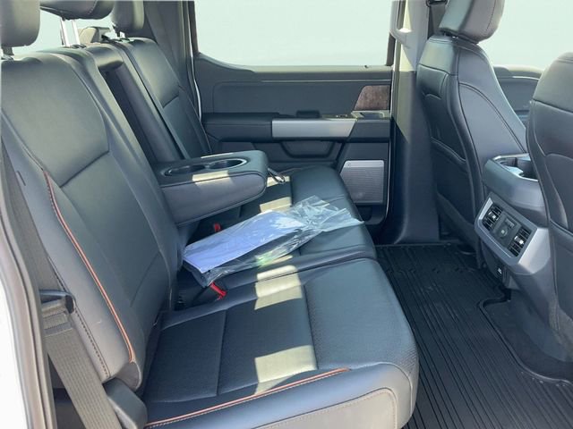 New 2026 Ford F250 Lariat w/ Black Appearance Package image 22
