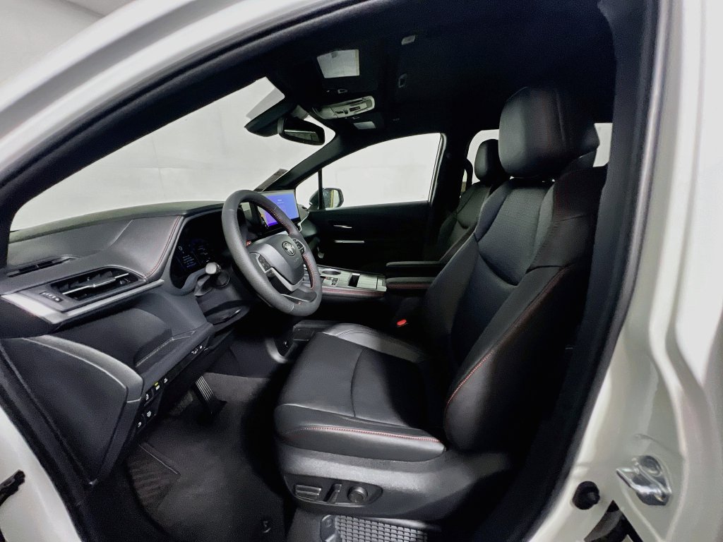 New 2026 Toyota Sienna XSE FWD image 12