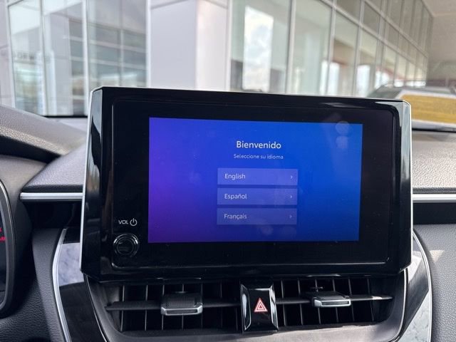 Used 2025 Toyota Corolla Cross XLE image 15