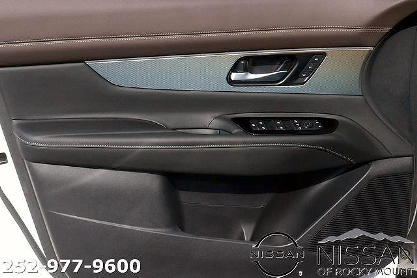 New 2026 Nissan Murano Platinum w/ Cargo Package AWD/4WD image 10