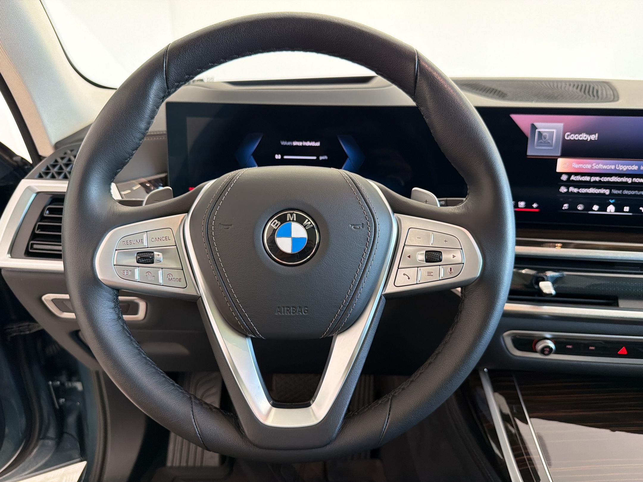 Used 2026 BMW X7 xDrive40i w/ Executive Package AWD/4WD image 11