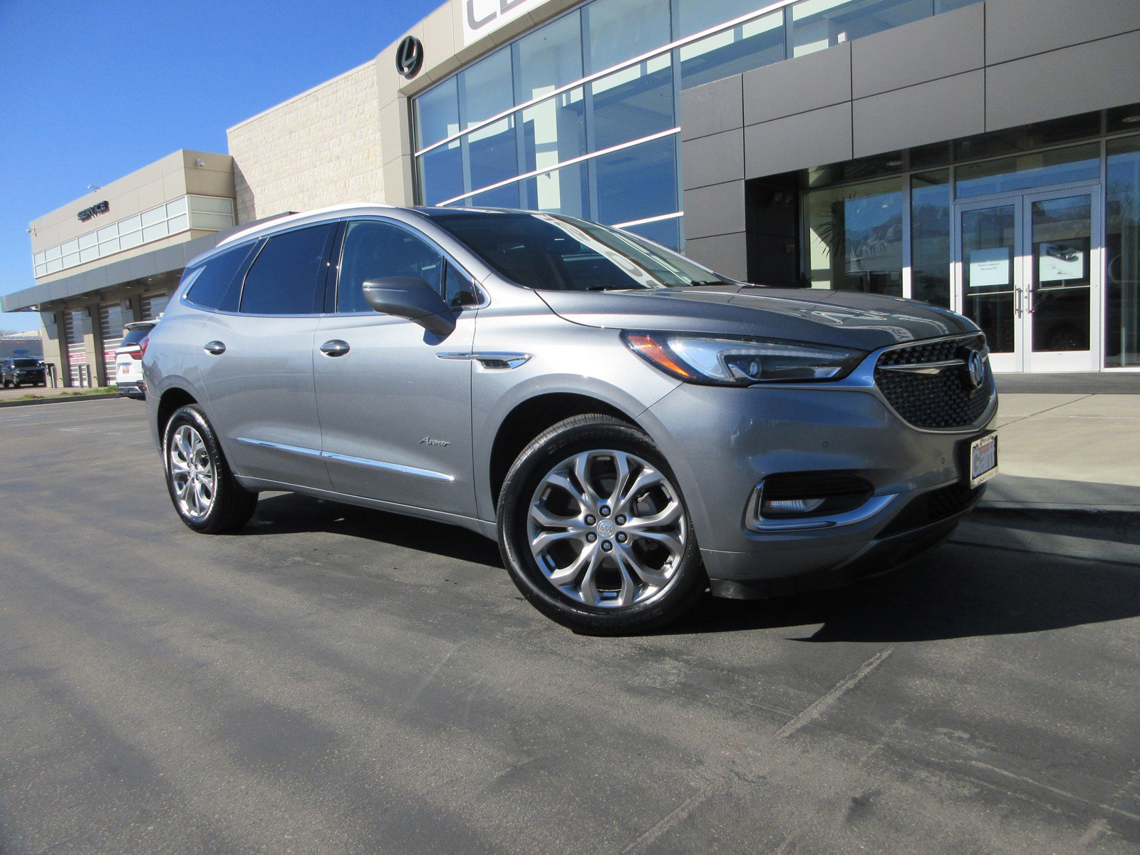 Used 2020 Buick Enclave Avenir w/ Avenir Technology Package image 14