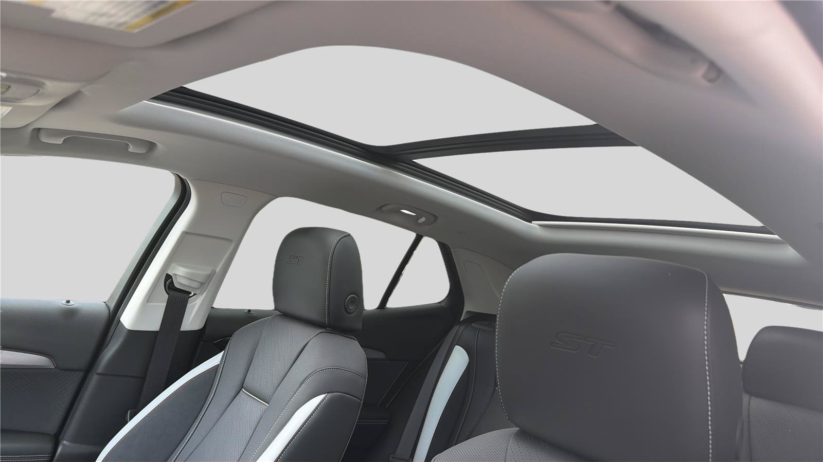 New 2026 Buick Envision Sport Touring AWD/4WD image 16