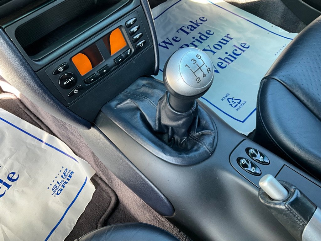 Used 2001 Porsche Boxster image 20