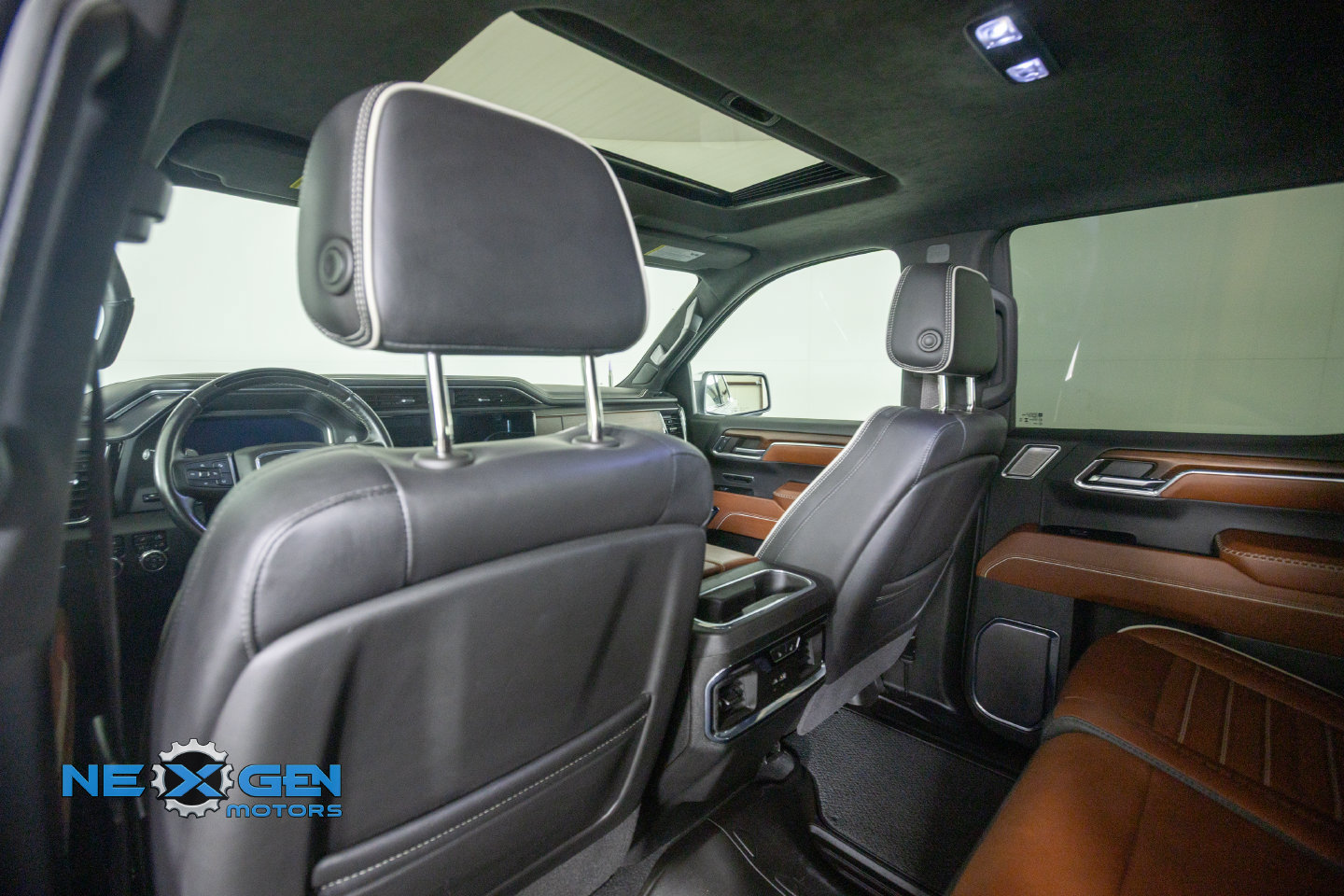 Used 2024 GMC Sierra 1500 Denali Ultimate AWD/4WD image 28