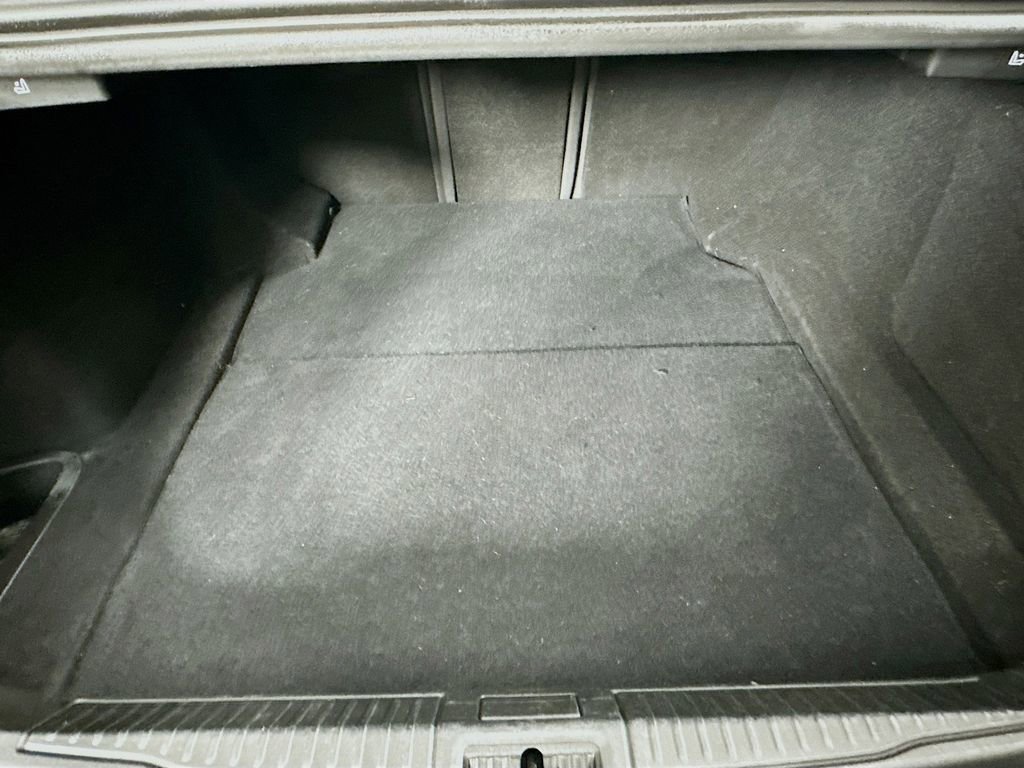 Used 2020 Alfa Romeo Giulia Ti w/ Active Blind Spot Package image 33