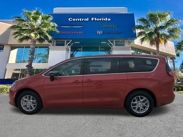 New 2026 Chrysler Voyager LX image 8