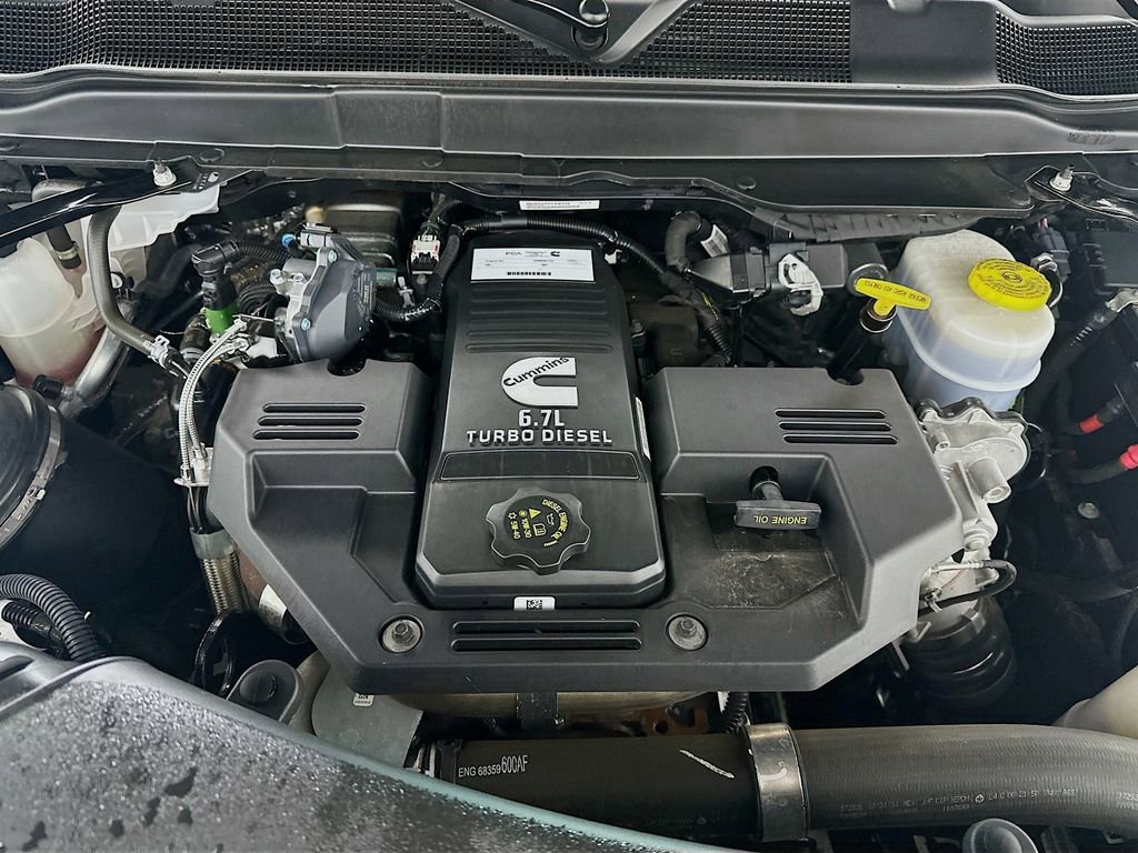 Used 2024 RAM 3500 Tradesman w/ Chrome Appearance Group image 32