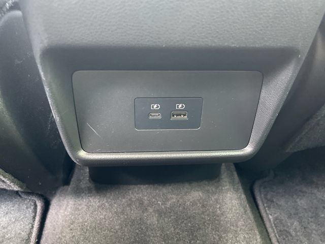 Used 2023 Nissan Rogue SV AWD/4WD image 19
