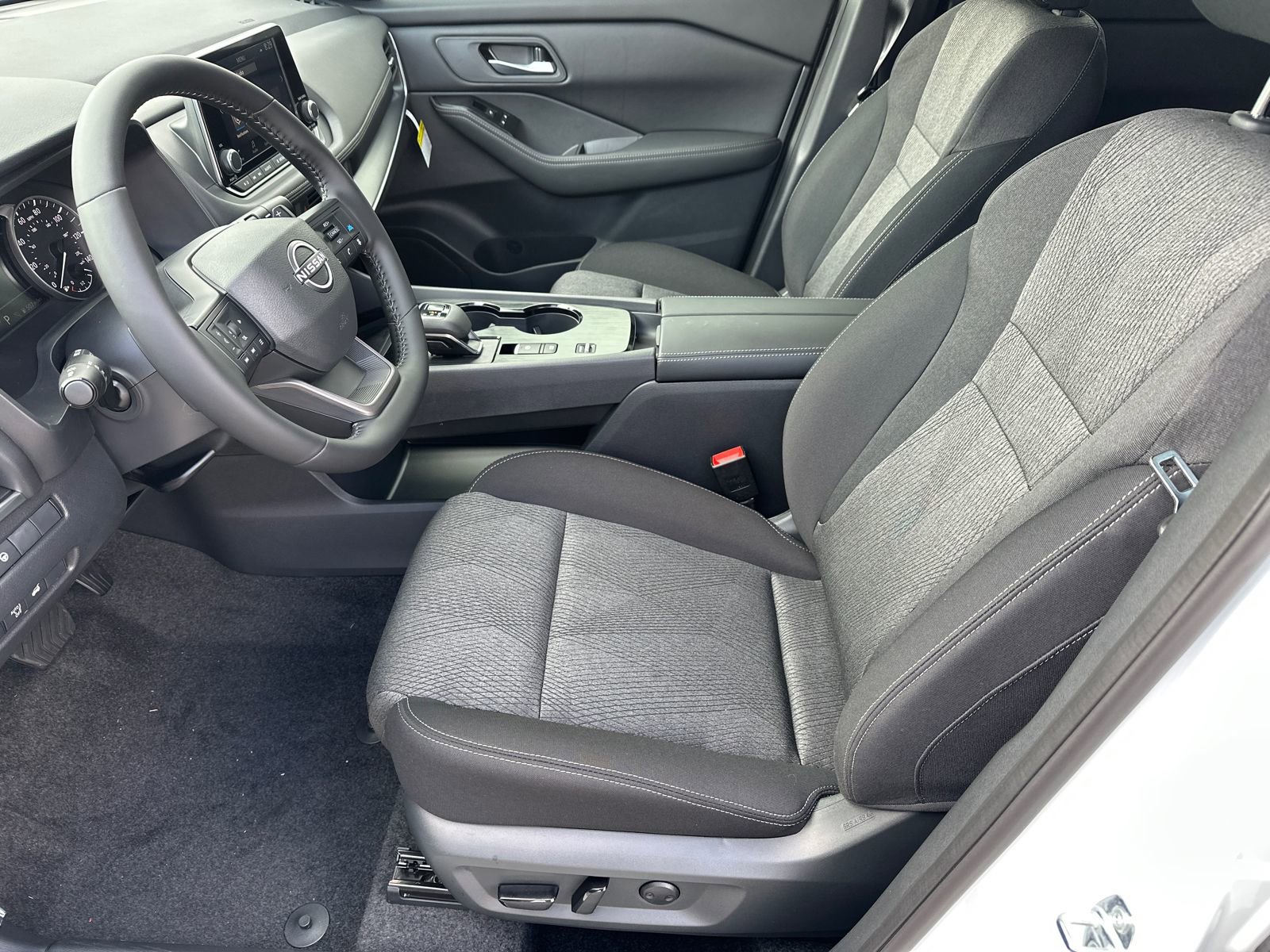 New 2026 Nissan Rogue SV w/ Cold Weather Package image 9