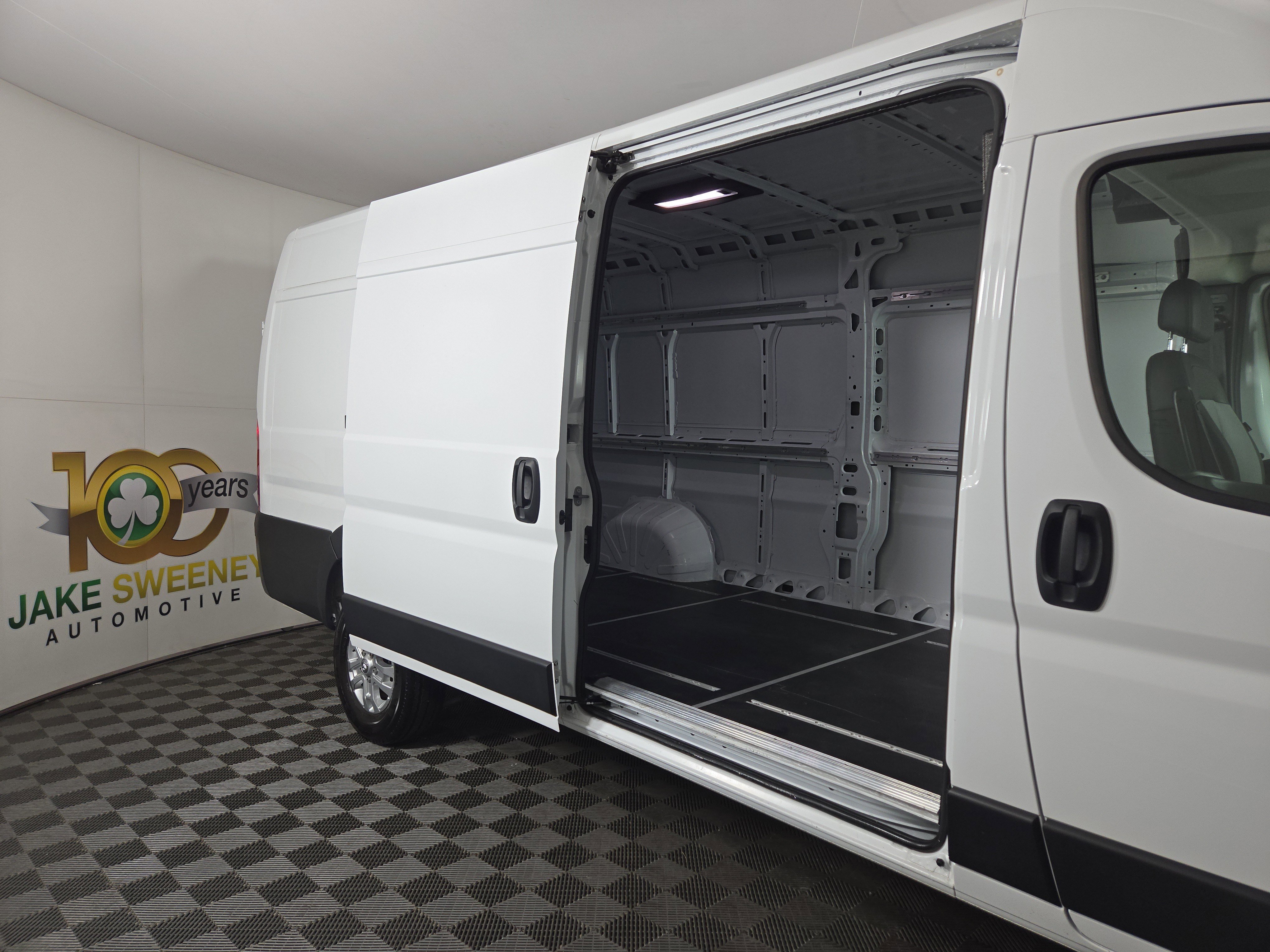 Used 2025 RAM ProMaster 3500 w/ Quick Order Package 22G SLT image 13