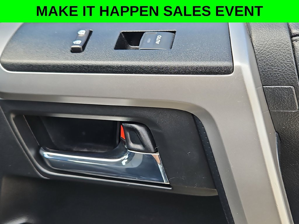 Used 2021 Toyota 4Runner SR5 AWD/4WD image 30
