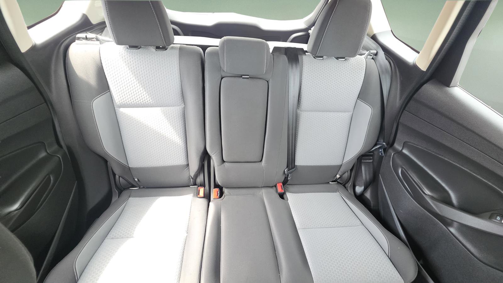 Used 2017 Ford C-MAX SE FWD image 19