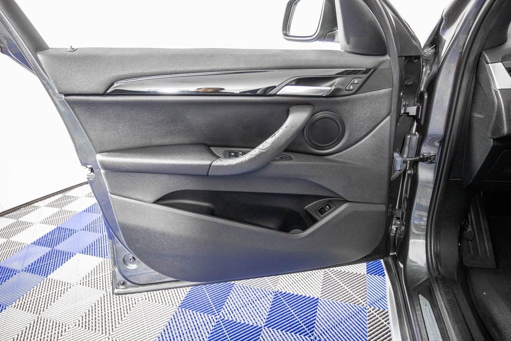 Used 2018 BMW X1 sDrive28i w/ Convenience Package image 12