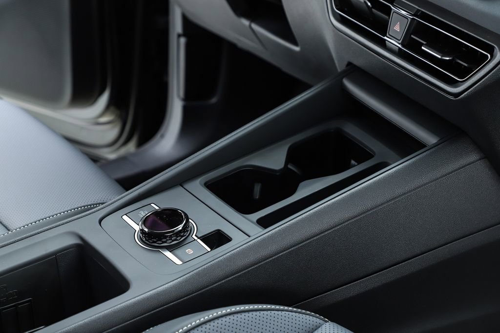 New 2026 Volkswagen Tiguan SE image 72