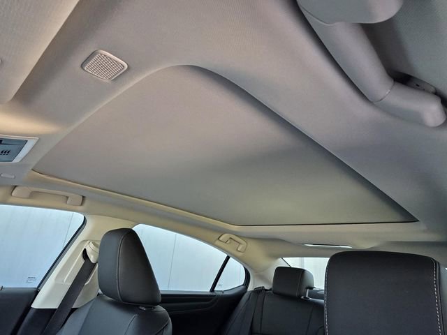 Certified 2025 Lexus ES 350 w/ Premium Package image 7