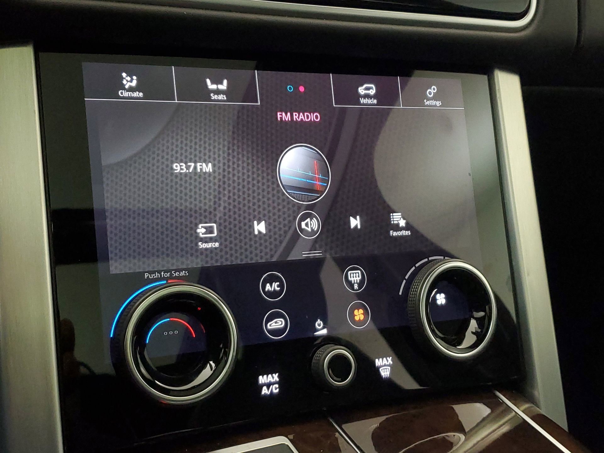 Used 2022 Land Rover Range Rover Westminster Edition image 30