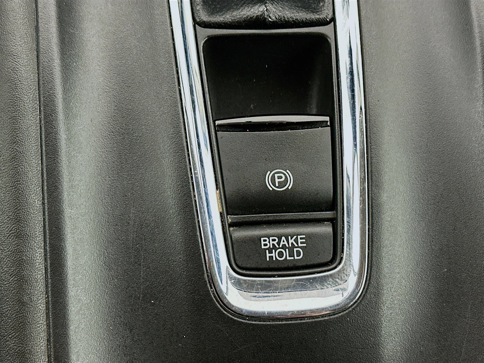 Used 2018 Honda HR-V EX image 24