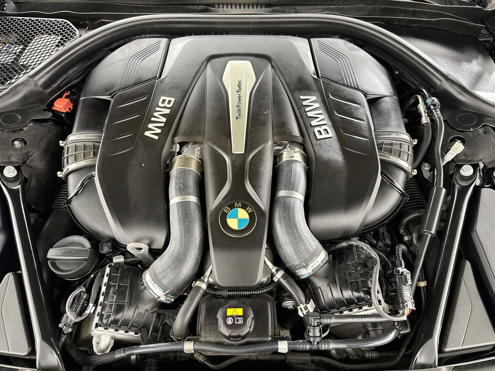 Used 2018 BMW 750i RWD image 70
